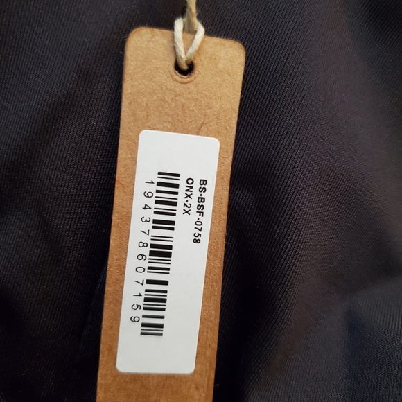 SKIMS ALL-IN-ONE STRAPLESS ONESIE  BLACK 2X NWT - Picture 5 of 7